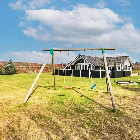 8 Person Holiday In Hemmet Сasa de vacaciones Falen